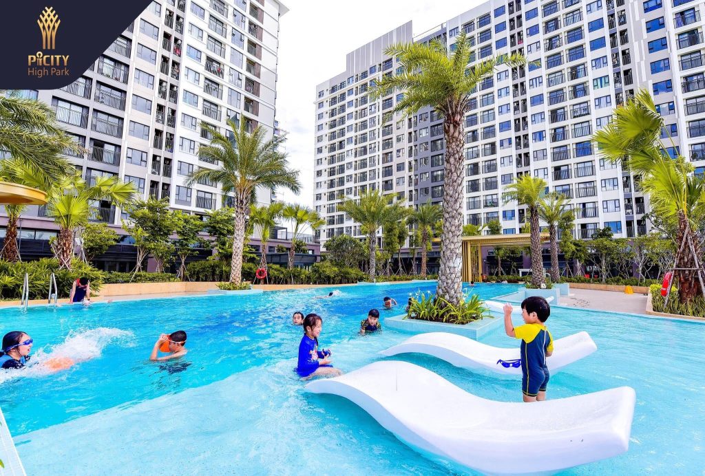 Hồ Bơi Tại Chung cư Picity High Park